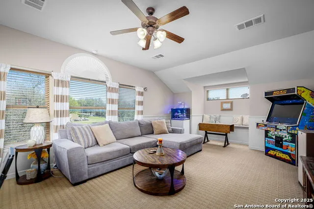 1471 DECANTER DR New Braunfels, TX 78132