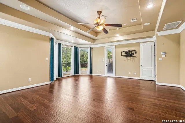 21411 Liguria Dr Garden Ridge, TX 78266