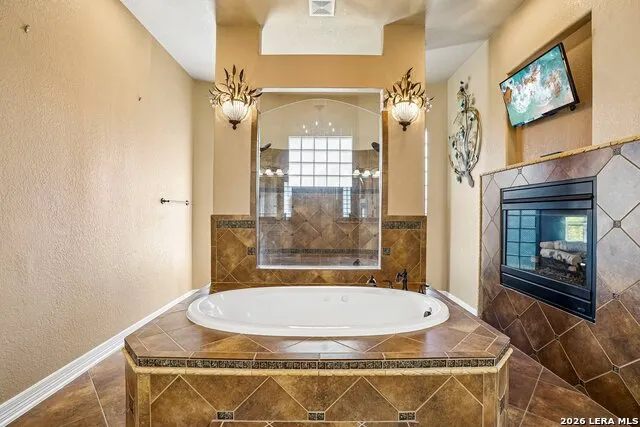 21411 Liguria Dr Garden Ridge, TX 78266