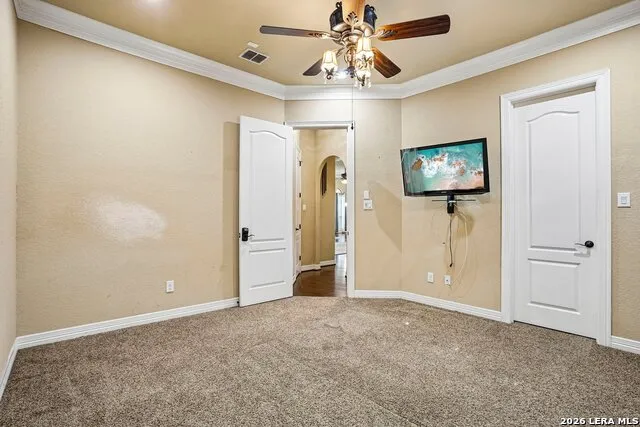 21411 Liguria Dr Garden Ridge, TX 78266