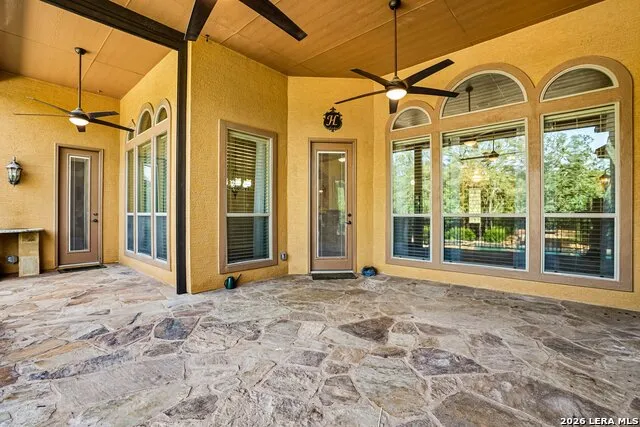 21411 Liguria Dr Garden Ridge, TX 78266