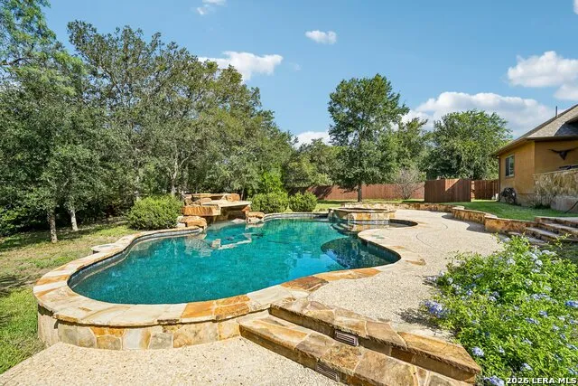 21411 Liguria Dr Garden Ridge, TX 78266