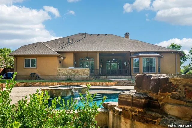 21411 Liguria Dr Garden Ridge, TX 78266