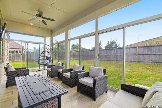 6937 HALLIE HL Schertz, TX 78154
