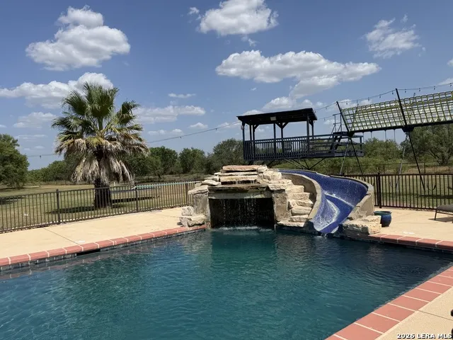 928 County Road 154 Pleasanton, TX 78064