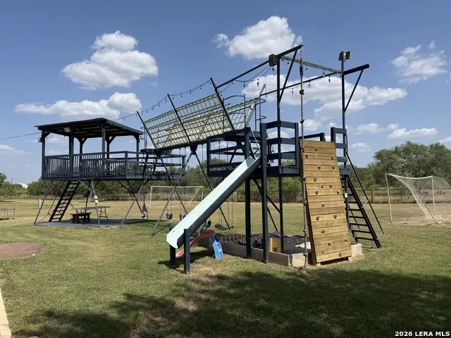 928 County Road 154 Pleasanton, TX 78064
