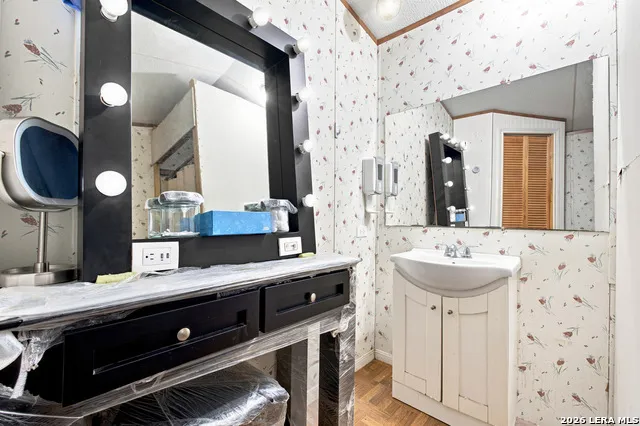 24208 Romin Dr San Antonio, TX 78264