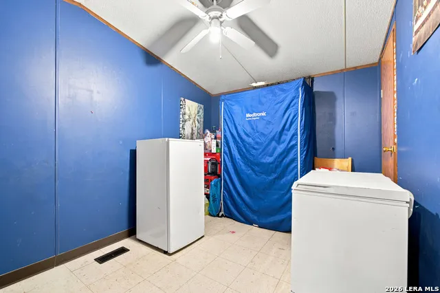 24208 Romin Dr San Antonio, TX 78264