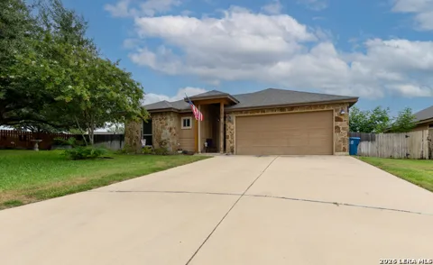 1828 Wandering Trail