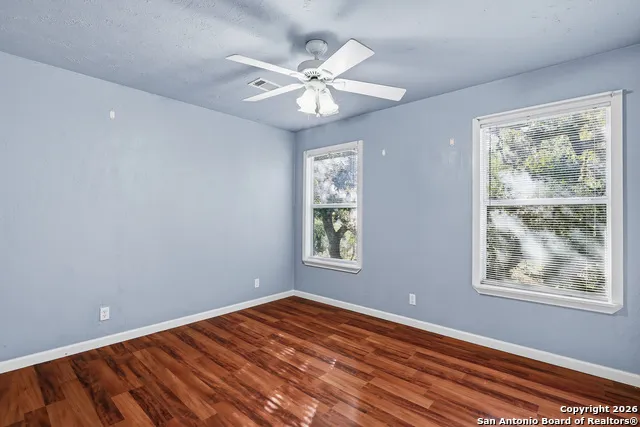 622 Pebble Beach Lakehills, TX 78063