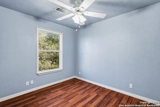 622 Pebble Beach Lakehills, TX 78063