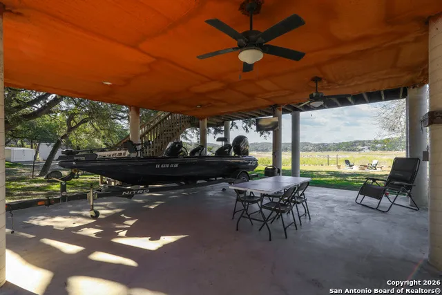 622 Pebble Beach Lakehills, TX 78063