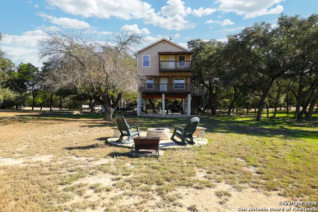 622 Pebble Beach Lakehills, TX 78063