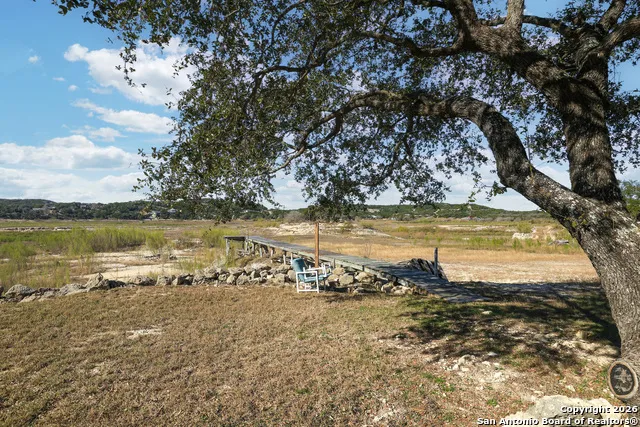 622 Pebble Beach Lakehills, TX 78063