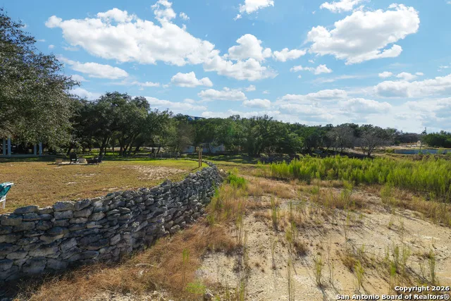 622 Pebble Beach Lakehills, TX 78063