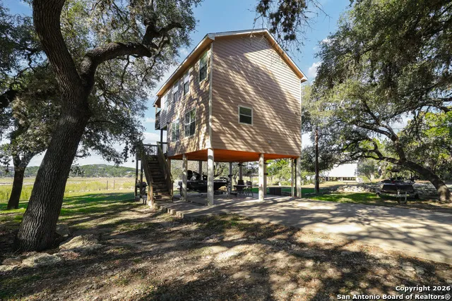 622 Pebble Beach Lakehills, TX 78063