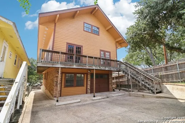 1551 Pebble Beach Lakehills, TX 78063