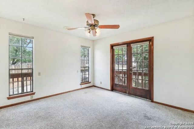 1551 Pebble Beach Lakehills, TX 78063