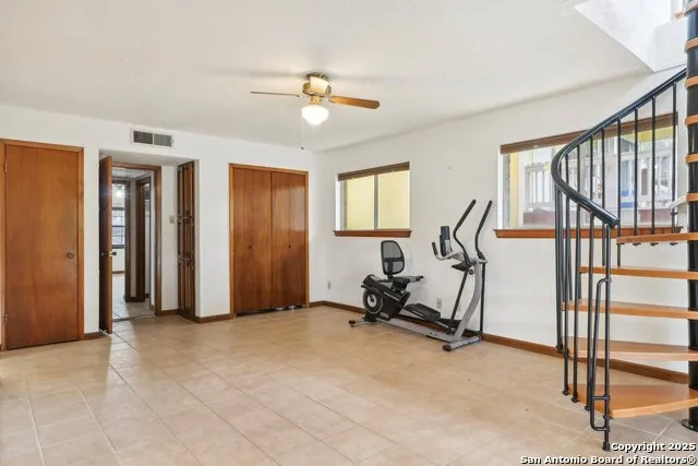 1551 Pebble Beach Lakehills, TX 78063
