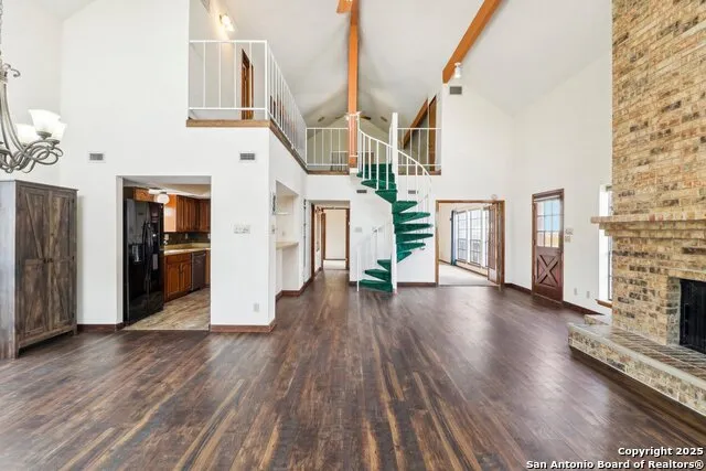 1551 Pebble Beach Lakehills, TX 78063