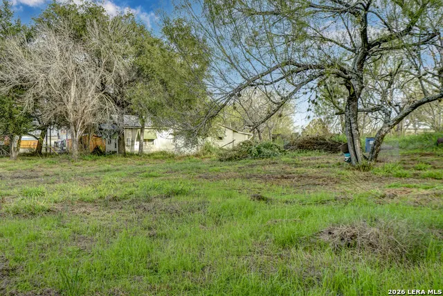 17770 INTERSTATE 35 S Lytle, TX 78052