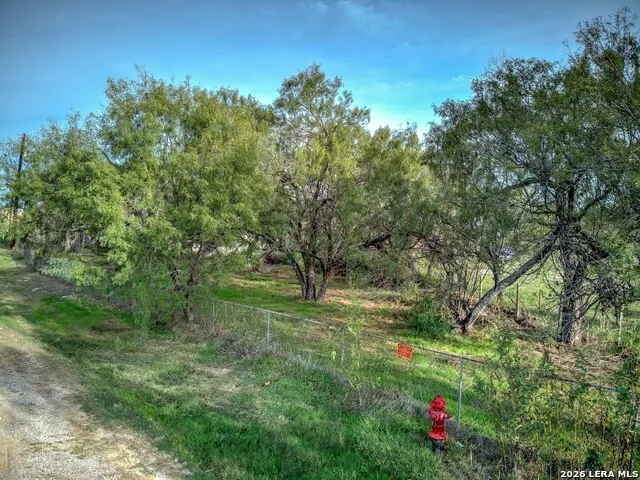 17770 INTERSTATE 35 S Lytle, TX 78052