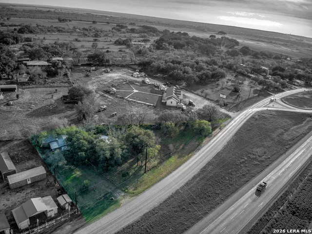 17770 INTERSTATE 35 S Lytle, TX 78052