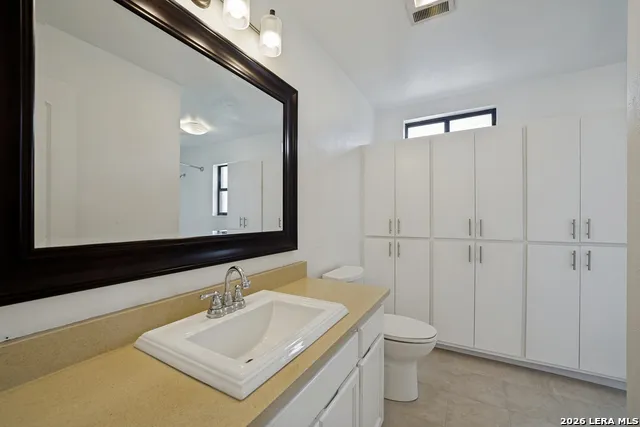 270 BRIARWOOD CIR Bandera, TX 78003