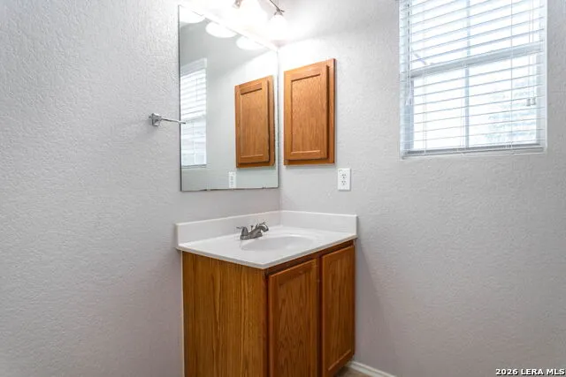 9359 Maple Silver San Antonio, TX 78254