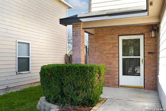 9359 Maple Silver San Antonio, TX 78254