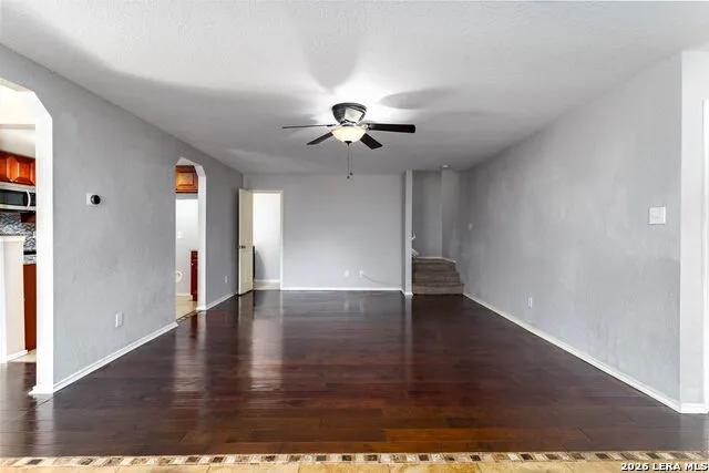 9359 Maple Silver San Antonio, TX 78254