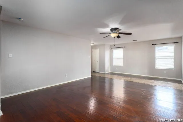 9359 Maple Silver San Antonio, TX 78254