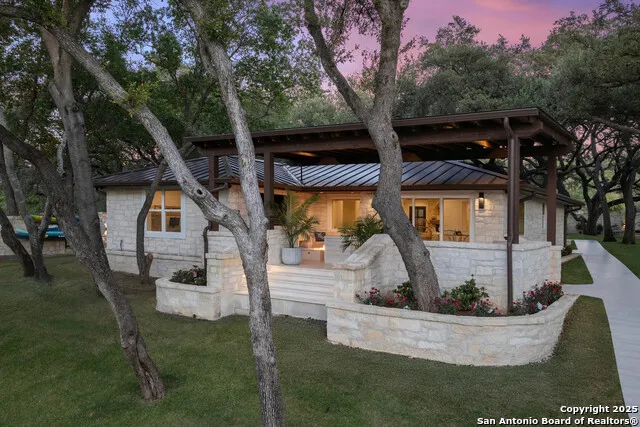 1310 Oak Springs Rd Kingsland, TX 78639