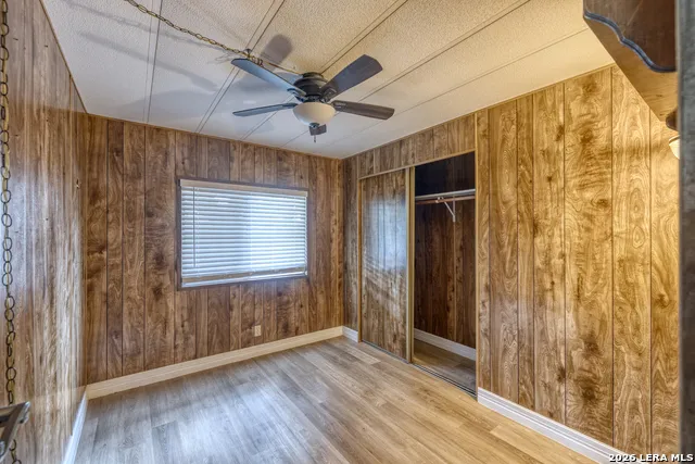 57 Leinweber Leakey, TX 78873