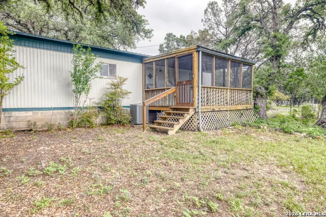 57 Leinweber Leakey, TX 78873