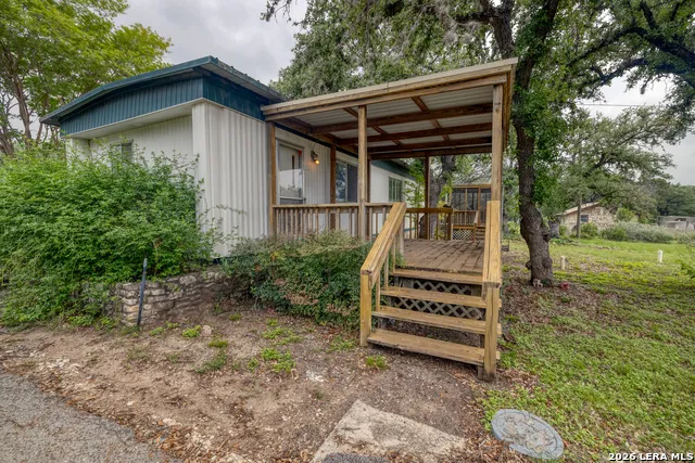 57 Leinweber Leakey, TX 78873