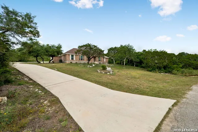 1544 COUNTY ROAD 2801 E Mico, TX 78056