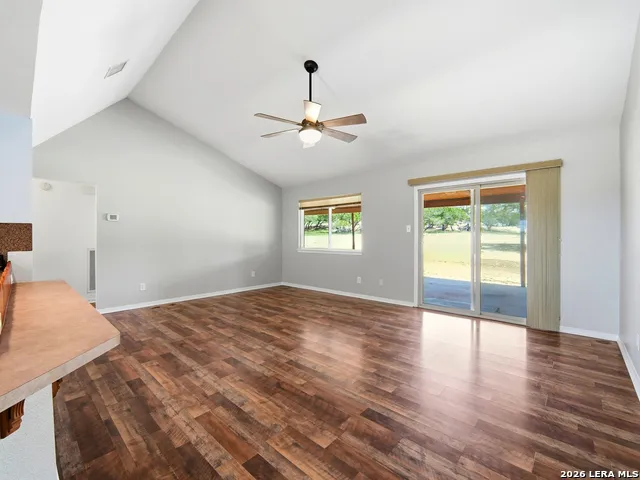 342 CHIPMAN CT Bandera, TX 78003