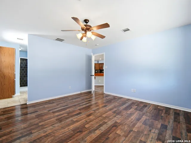 342 CHIPMAN CT Bandera, TX 78003