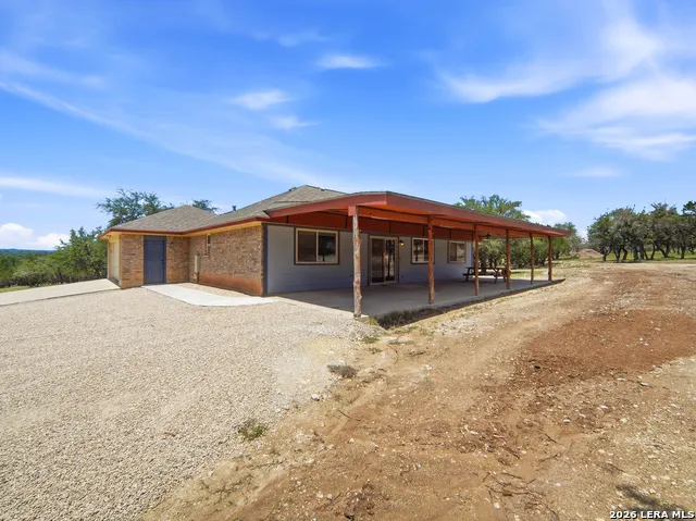 342 CHIPMAN CT Bandera, TX 78003