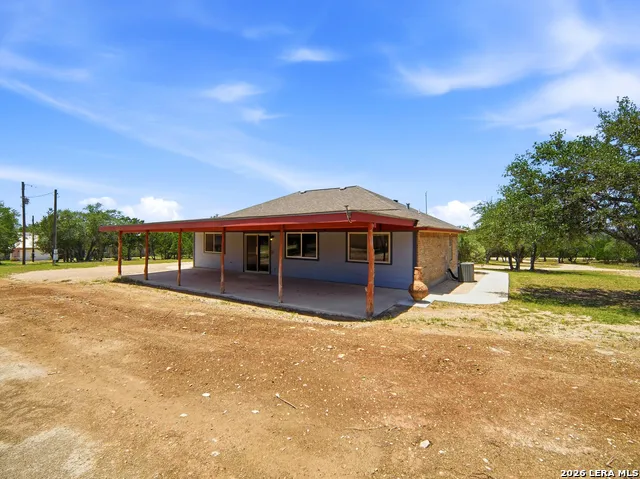 342 CHIPMAN CT Bandera, TX 78003