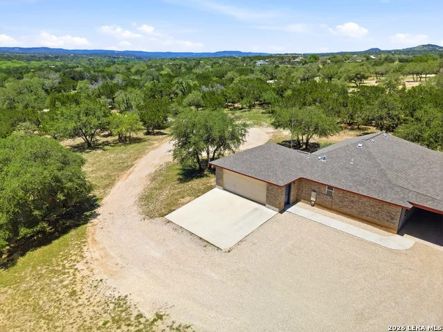 342 CHIPMAN CT Bandera, TX 78003