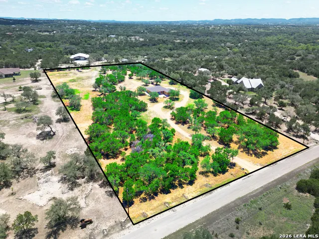 342 CHIPMAN CT Bandera, TX 78003