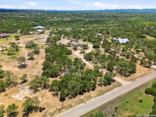 342 CHIPMAN CT Bandera, TX 78003