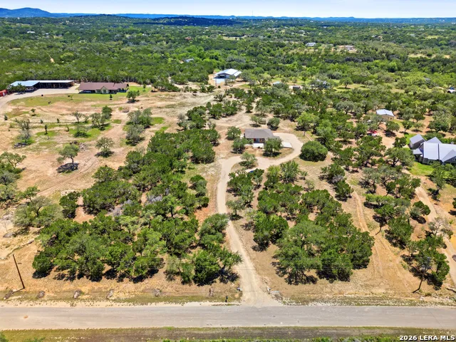 342 CHIPMAN CT Bandera, TX 78003