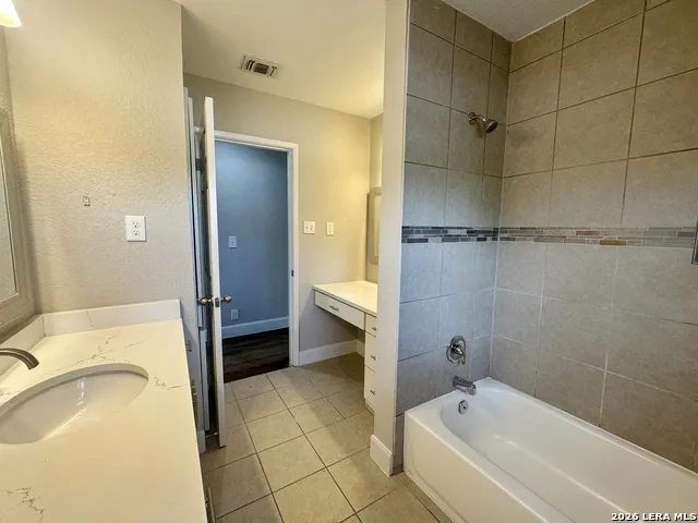 740 Rittiman Rd Terrell Hills, TX 78209