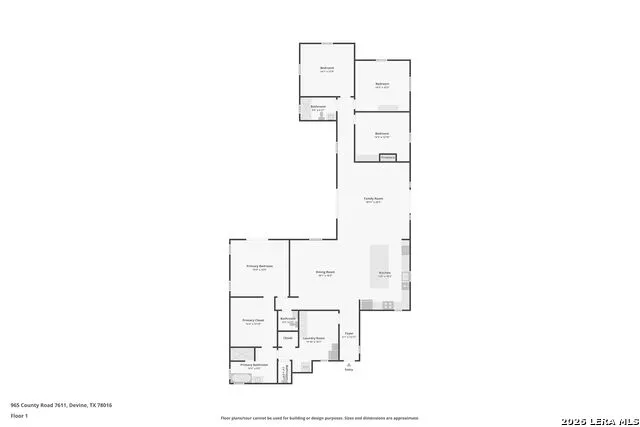 965 County Road 7611 Devine, TX 78016
