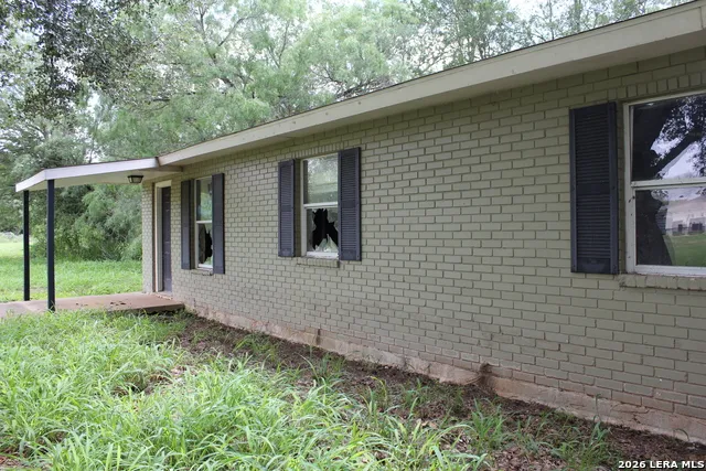 723 W BRAZOS ST Pearsall, TX 78061