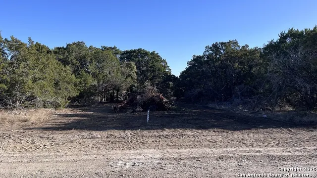 392 MATT DILLON DR Bandera, TX 78003