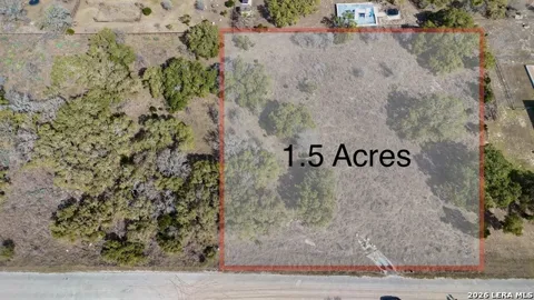 576 Private Road 3702